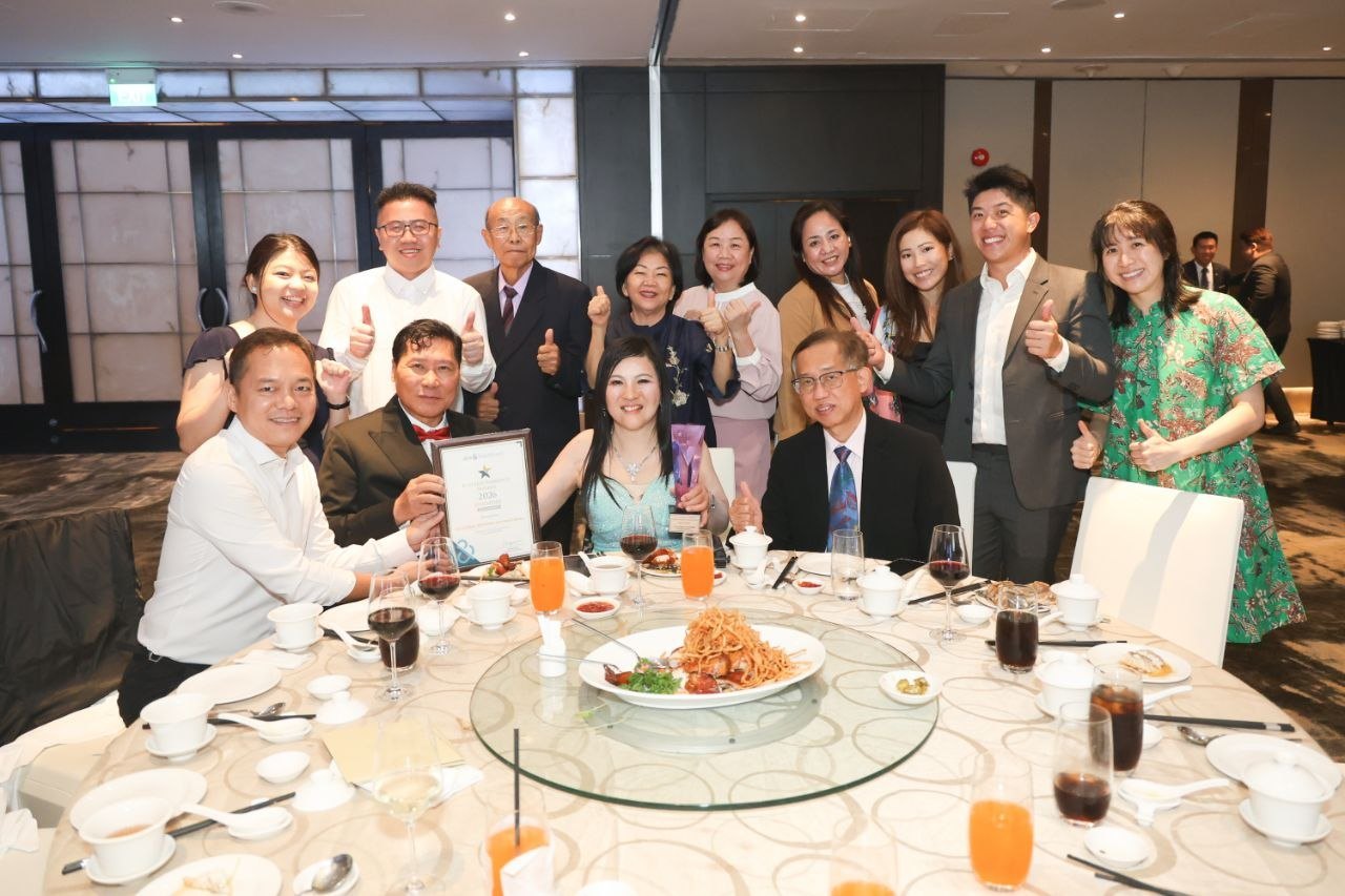 Guests at the Business Eminence Awards 2026 gala dinner table, Singapore