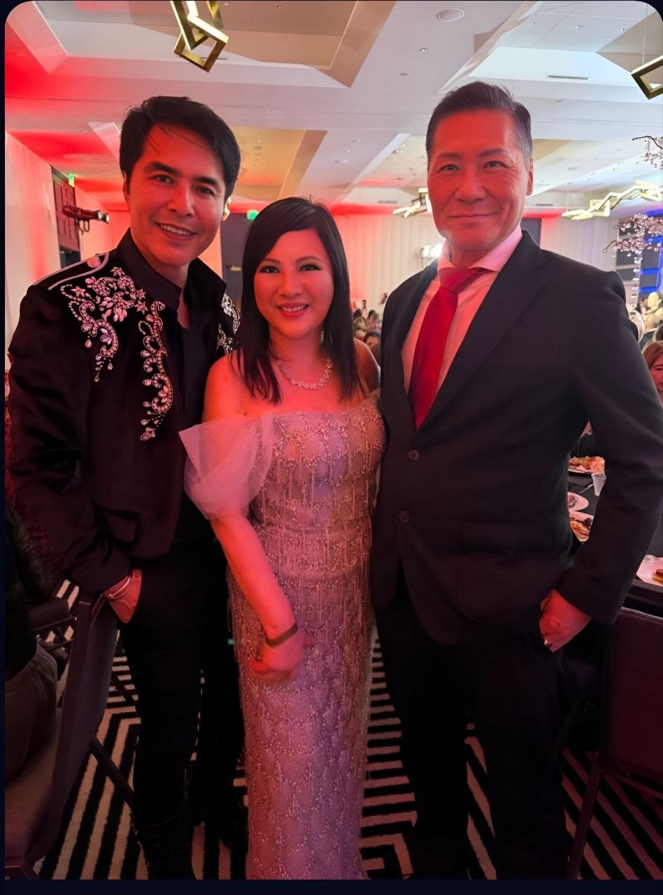 SHEKINAIH SIEW SIN YAP and J AARON K DAVID with Jun Parreño at the Manila Up 10th Anniversary Gala, Hotel Indigo Los Angeles