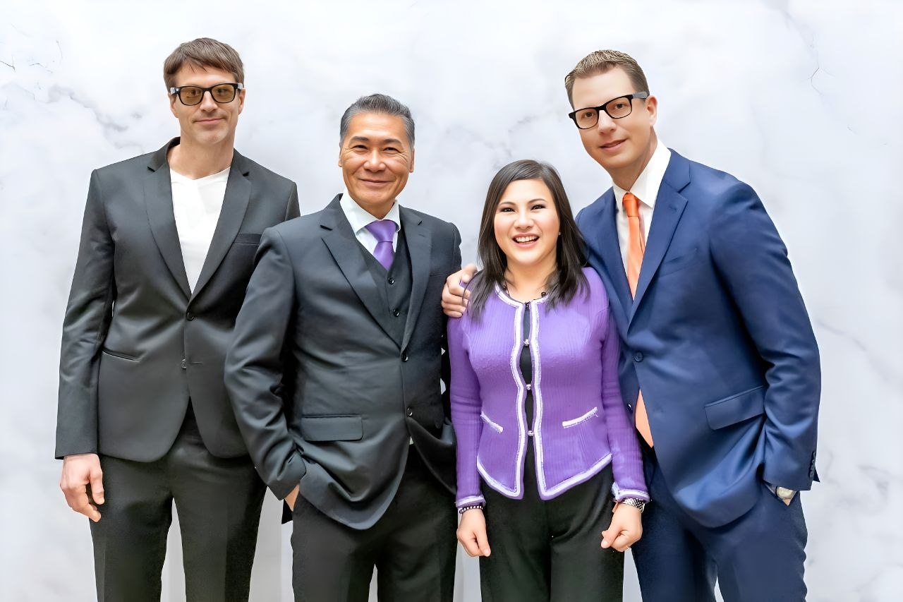 SHEKINAIH SIEW SIN YAP and J AARON K DAVID with Erik Simons at Mega Success 2025 · Los Angeles